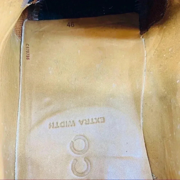 ECCO Findlay Blue Suede Wingtip Shoes - Picture 10 of 11